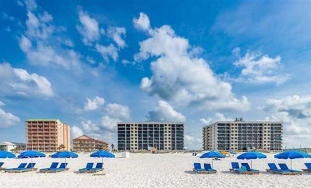 Island Winds West 477 By Albvr - Beachfront, Updated & Beautiful! Just Steps To The Beach & Hangout! Gulf Shores Bagian luar foto