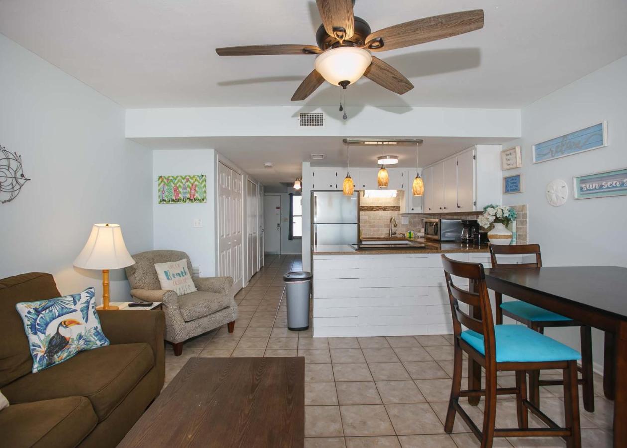 Island Winds West 477 By Albvr - Beachfront, Updated & Beautiful! Just Steps To The Beach & Hangout! Gulf Shores Bagian luar foto